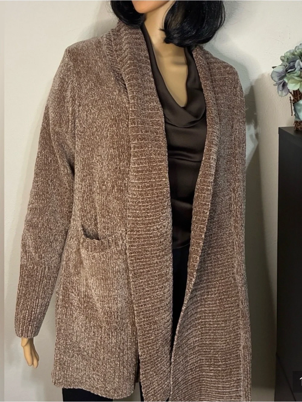 ORVIS Sweater/Cardigan Size Large Lush Brown. Super Soft Open Front. Mid-weight.